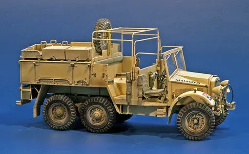Resinová stavebnice Plus Model 1/35 Morris CDSW Gun tractor – díly, fotolepty a obtisky britského tahače