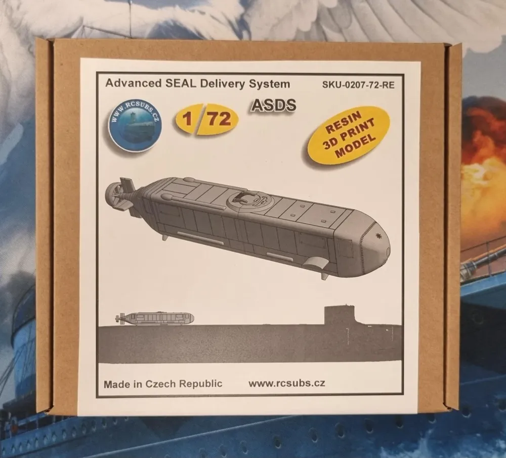 Resinová stavebnice miniponorky RCSUBS Advanced SEAL Delivery System ASDS v měřítku 1/72