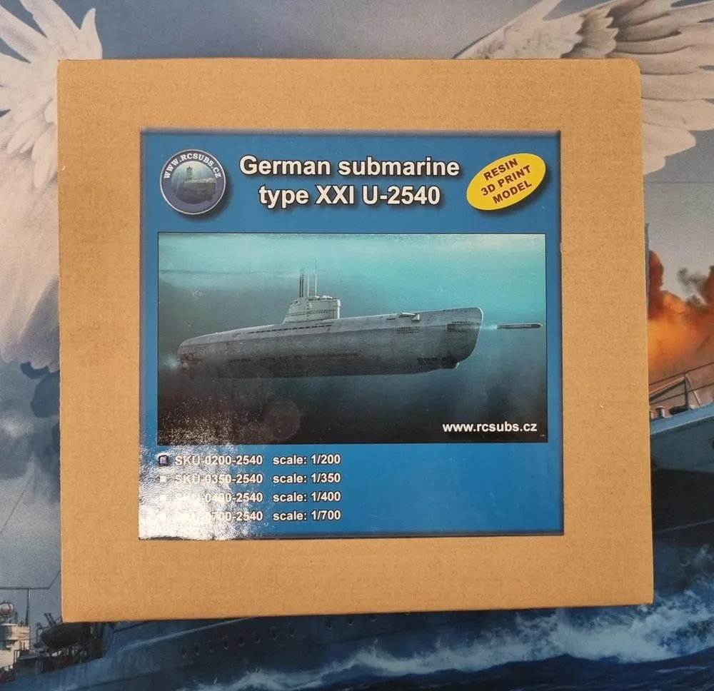 Resinová stavebnice RCsubs 1/200 německá ponorka typu XXI U-2540 s celým trupem a věží