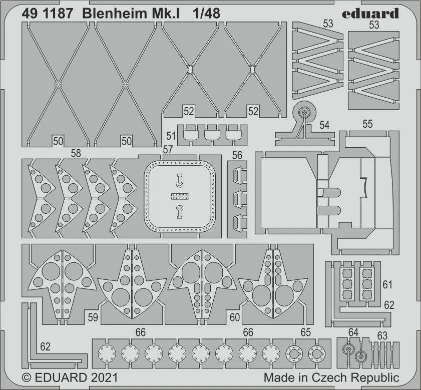 Fotolepty Eduard 491187 pro Blenheim Mk.I 1/48 — leptaný kovový rámeček s díly