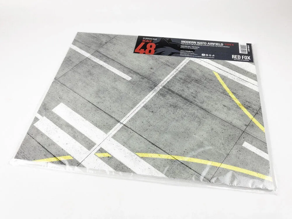 Podložka pro diorámu Red Fox Studio RFSDB-48011 s motivem letiště NATO 1/48, 380x320 mm