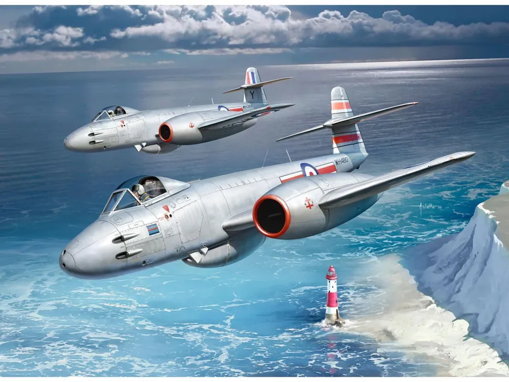 Krabice stavebnice Revell 03750 Gloster Meteor F.8 v měřítku 1/32