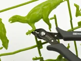 Stavebnice Tamiya 28502 Fukuisaurus 1/35 – model dinosaura na podstavci s terénem — obrázek 7