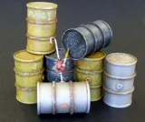 Resinová sada Plus Model 515 německé sudy na palivo v měřítku 1/35 s fotolepty