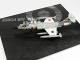 Podložka Red Fox Studio RFSDB-72036 Asphalt Diorama Base s motivem asfaltu a kokardou RAF, 1/72 — obrázek 4
