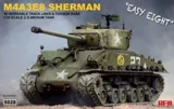 Krabice plastikové stavebnice Rye Field Model RFM-5028 Sherman M4A3E8 v měřítku 1/35