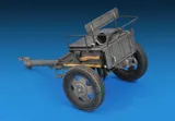MiniArt 35039 německý dělostřelecký tahač T-70 s kanónem FK 288 a posádkou (1/35)