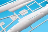 Krabice plastikové stavebnice ModelSvit 72058 Su-17M4R s kontejnerem KKR v měřítku 1/72 — obrázek 6