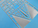 Krabice stavebnice ModelSvit Mirage IIIE/EZ v měřítku 1/72 s rámy plastových dílů — obrázek 8