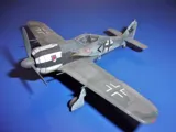 Krabice stavebnice Kovozávody Prostějov KPM0492 Focke-Wulf Fw 190A-4 v měřítku 1/72 — obrázek 7