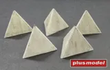 Resinové protitankové betonové zátarasy jehlanového typu Plus Model 130 v měřítku 1/35 — obrázek 2