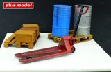 Resinová sada Plus Model 345 paleťák s paletami v měřítku 1/35 — obrázek 2