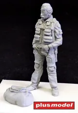 Resinová figurka Plus Model AL4017 pilot F-105 v měřítku 1/48 — obrázek 2