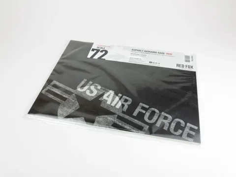 Asfaltová podložka Red Fox Studio RFSDB-72041 USAF 1/72 s nápisem US AIR FORCE, 300 × 230 mm