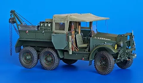 Resinová stavebnice Plus Model 1/35 Morris CDSW, britský lehký vyprošťovací vůz