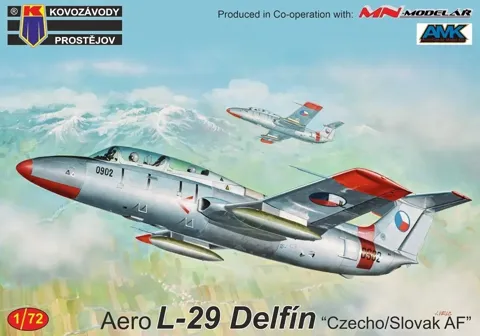 Krabice stavebnice Kovozávody Prostějov KPM0458 Aero L-29 Delfín v měřítku 1/72