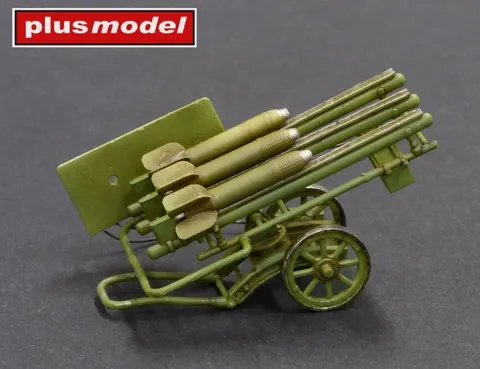Sada 3D tištěných dílů Plus Model DP3044 rakety RS-82 pozemní verze v měřítku 1/35