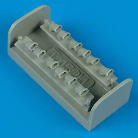 Resinová sada výfuků Quickboost QB48132 pro Ta 152H v měřítku 1/48