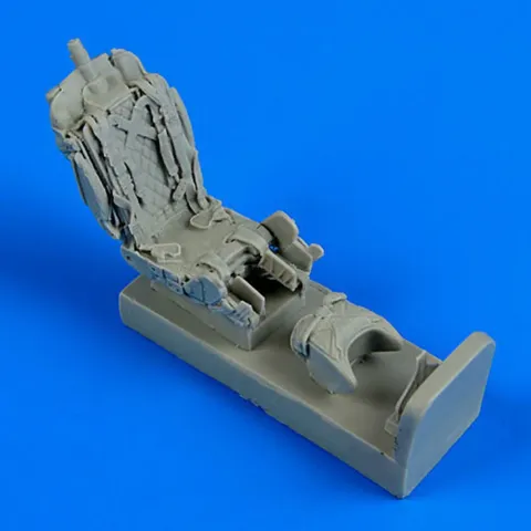 Resinová vystřelovací sedačka Aires Quickboost QB48596 s pásy pro MiG-23 Flogger v měřítku 1/48