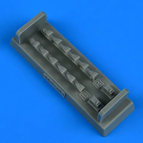Resinová sada výfuků Quickboost QB48951 pro Macchi MC.205 v měřítku 1/48