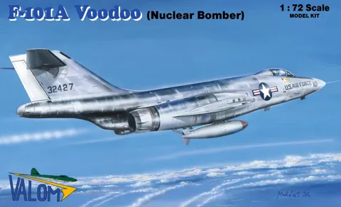 Krabice plastikové stavebnice Valom 72124 F-101A Voodoo v měřítku 1/72