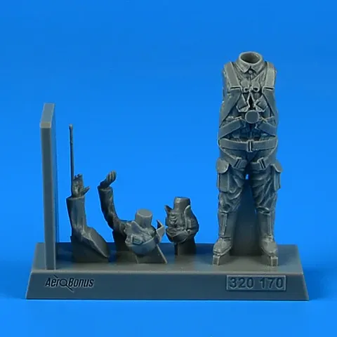 Figurka Aires 320170 japonský stíhací pilot 2. světové války v měřítku 1/32