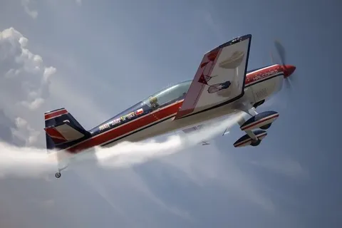 Plastová čtyřlistá vrtule Brengun BRP48009 pro EXTRA EA300L v měřítku 1/48