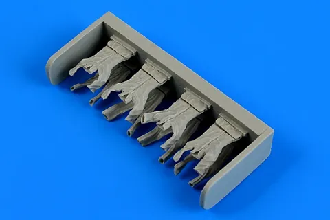 Aires 480128 vojenské prádlo na šňůře v měřítku 1/48, doplněk pro diorámata