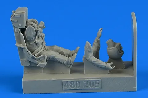 Aires 480205 figurka pilota USAF s vystřelovacím sedadlem pro F-80 Shooting Star 1/48