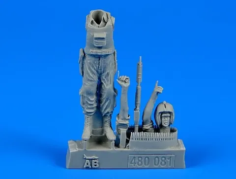 Figurka Aires 480081 střelec vrtulníku US Army, Vietnam, měřítko 1/48