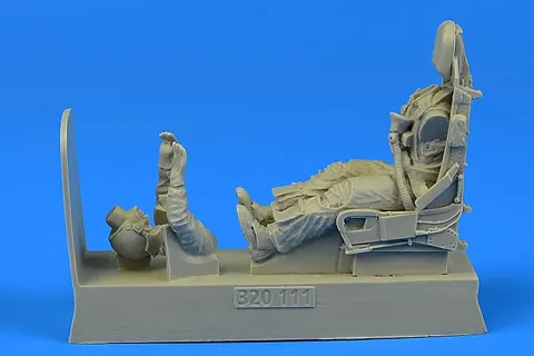 Figurka pilota USAF s vystřelovací sedačkou Aires 320111 pro F-100 v měřítku 1/32