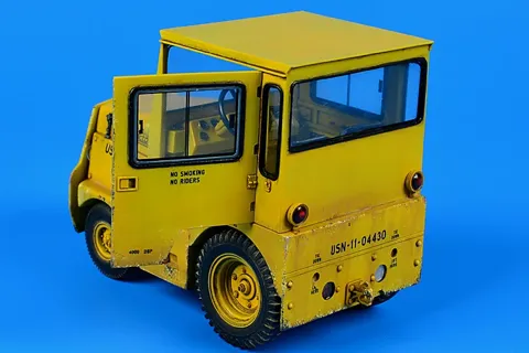 Doplňková sada Aires 320045 United Tractor GC340/SM-340 US Navy/DLA s kabinou v měřítku 1/32