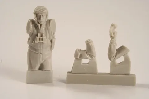Resinová figurka CMK F35259 1/35 – americký velitel tanku ve věži