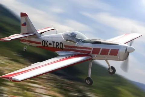Plastová stavebnice Brengun BRP72022 Zlín Z-50M v měřítku 1/72