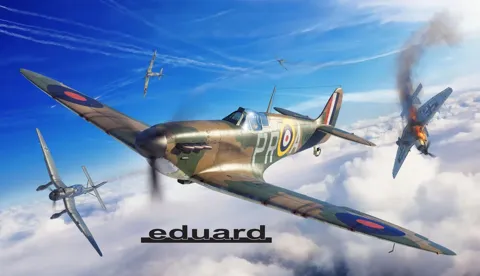 Krabice stavebnice Eduard 82151 Spitfire Mk.Ia 1/48 v edici ProfiPACK