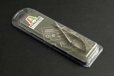 Modelářské nůžky Italeri 50817 Mini Snips s rovnými čelistmi pro stříhání fotoleptů