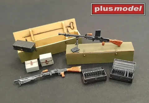 Díly Plus Model DP3035 kulomet ZB-26 v měřítku 1/35 – dva kulomety s výbavou z 3D tisku
