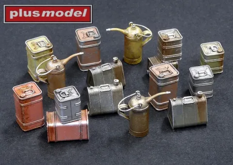 Sada 3D tištěných německých nádob na olej Plus Model DP3008 v měřítku 1/35