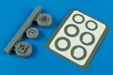 Resinová kola a maskovací šablony Aires 4592 pro T-28 Trojan v měřítku 1/48