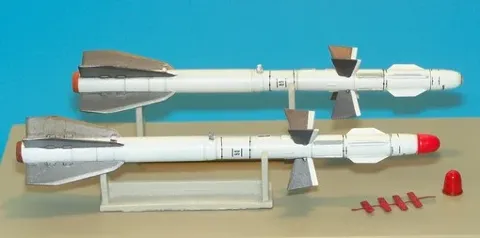 Resinová sada Plus Model AL4008 1/48 raketa R-27ET AA-10 Alamo D s fotolepty a obtisky