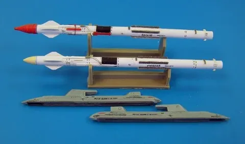 Resinová sada Plus Model 4023 muniční a zdravotnické bedny Německo 1/48