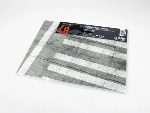 Diorámová podložka Red Fox Studio RFSDB-48001 moderní letiště NATO 1/48, 300x230 mm