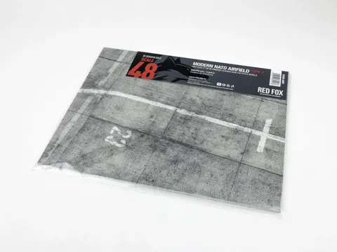Dioramatická podložka Red Fox Studio 1/48 Modern NATO Airfield Type 7, 300 × 230 mm
