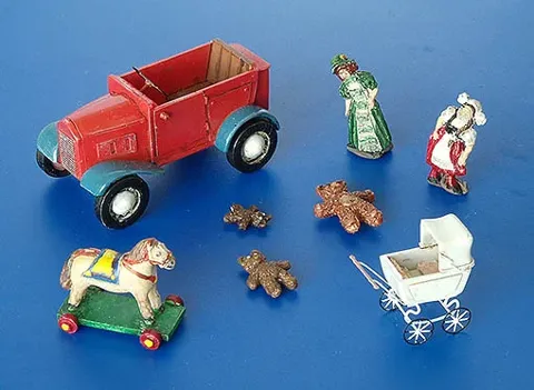 Resinová sada Plus Model 214 hračky I v měřítku 1/35 – díly a aršík fotoleptů