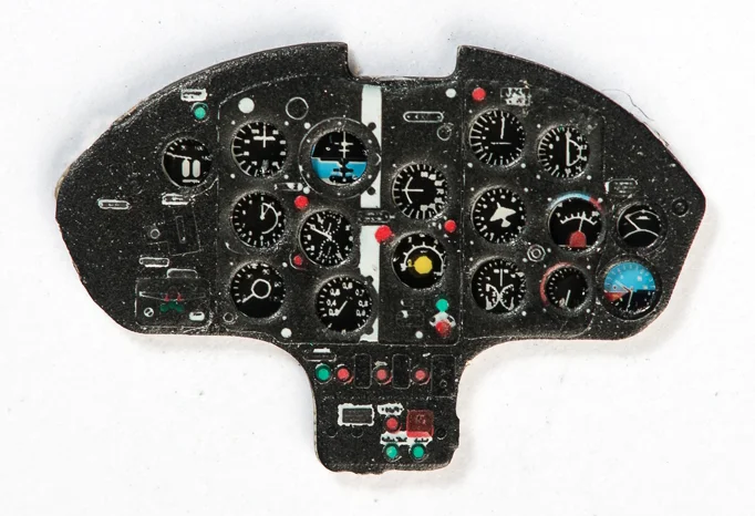 Barevná fotoleptaná přístrojová deska Yahu Models YMA7298 pro MiG-15 v měřítku 1/72